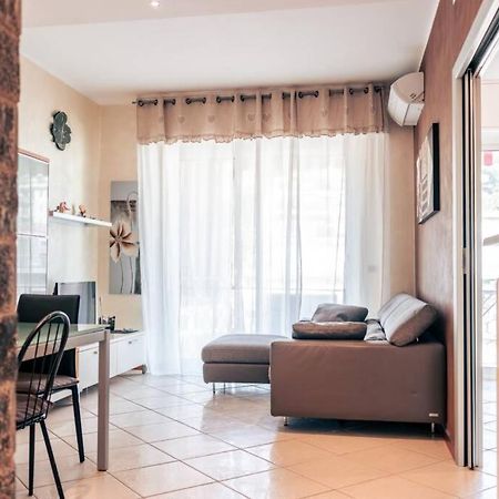 Casa Luca Flexyrent - Parking - A C - Wifi Apartment Рапало Екстериор снимка